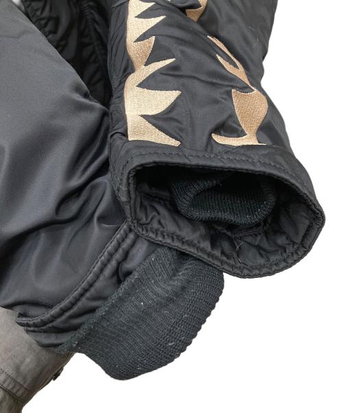 AVIREX（アヴィレックス）AVIREX (アヴィレックス) TIGHER SHARK N-3B コート ブラック サイズ:SIZE XLの古着・服飾アイテム