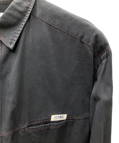 COMME des GARCONS HOMME（コムデギャルソン オム）COMME des GARCONS HOMME (コムデギャルソン オム) デカオム レッドステッチデザインシャツ ブラック サイズ:表記無しの古着・服飾アイテム