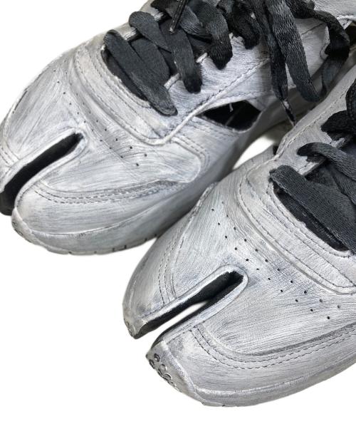 Maison Margiela 22（メゾンマルジェラ）Maison Margiela 22 REEBOK (リーボック) Classic Leather Tabi Décortiqué Low クラシック レザー タビ デコルティケ ロー ホワイト×ブラック サイズ:SIZE 24cmの古着・服飾アイテム