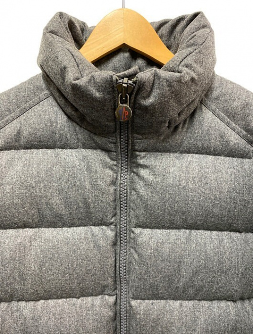 MONCLER（モンクレール）MONCLER (モンクレール) MONTGENEVRE グレー サイズ:2の古着・服飾アイテム