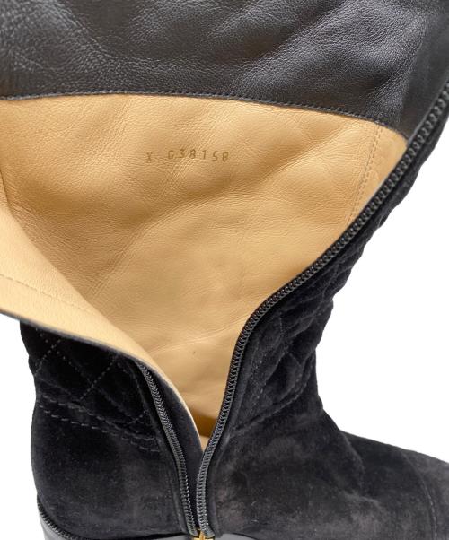 CHANEL（シャネル）CHANEL (シャネル) ココマークスエードキルティングショートブーツ ブラック サイズ:36の古着・服飾アイテム