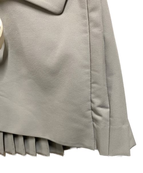 eimy istoire（エイミーイストワール）eimy istoire (エイミーイストワール) EM pearlバックプリーツバイカラーリボンジャケット グレー サイズ:FREEの古着・服飾アイテム