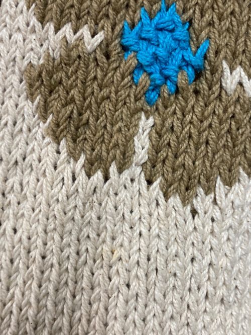 Mcmachan Woolen（マクマーンウーレン）Mcmachan Woolen (マクマーンウーレン) フラワーデザイン ロールネック コットン ニット ベージュ サイズ:表記なしの古着・服飾アイテム