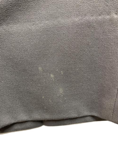 UMBER（アンバー）UMBER (アンバー) タックテーパードパンツ グレー サイズ:3の古着・服飾アイテム