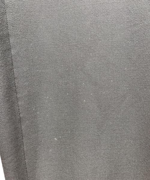 UMBER（アンバー）UMBER (アンバー) タックテーパードパンツ グレー サイズ:3の古着・服飾アイテム