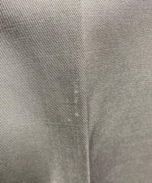 UMBER（アンバー）UMBER (アンバー) タックテーパードパンツ グレー サイズ:3の古着・服飾アイテム