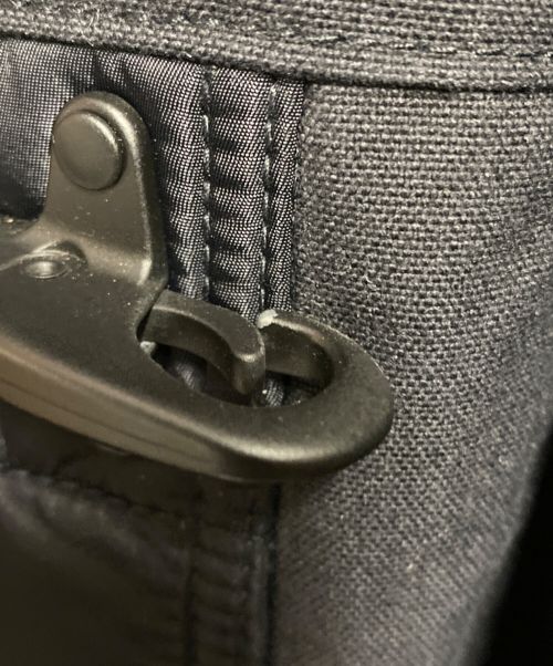 AVIREX（アヴィレックス）AVIREX (アヴィレックス) CWU TYPE FIREMAN JACKET ブラック サイズ:Lの古着・服飾アイテム