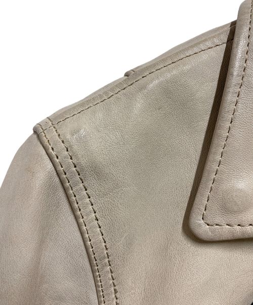 AVIREX（アヴィレックス）AVIREX (アヴィレックス) AGED LEATHER W-RIDERS JACKET ホワイト サイズ:XLの古着・服飾アイテム