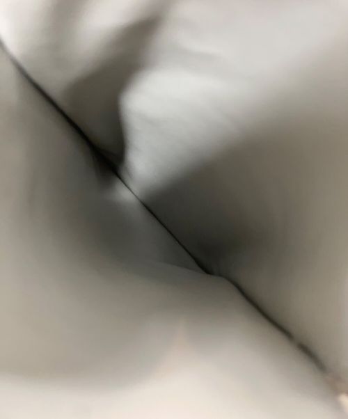 BOTTEGA VENETA（ボッテガベネタ）BOTTEGA VENETA (ボッテガベネタ) イントレチャートストラップフォーンポーチ ベージュの古着・服飾アイテム