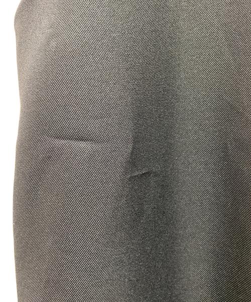 Adam et Rope（アダム エ ロペ）Adam et Rope (アダム エ ロペ) ベルテッドストラップロンパース ブラック サイズ:FREEの古着・服飾アイテム