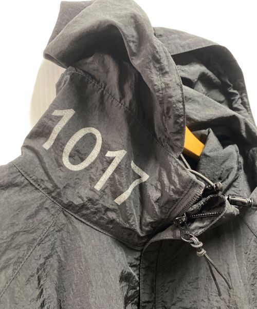 1017 ALYX 9SM（テンセブンティーン アリクス ナインエスエム）1017 ALYX 9SM (アリクス) ナイロンジャケット ブラック サイズ:Мの古着・服飾アイテム