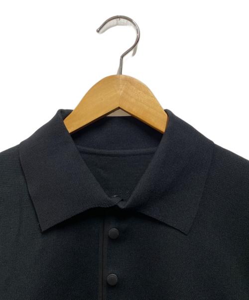 DESCENTE ALLTERRAIN（デザイント オルテライン）DESCENTE ALLTERRAIN (デザイント オルテライン) FUSIONKNIT H/S POLO SHIRT ブラック サイズ:L 未使用品の古着・服飾アイテム