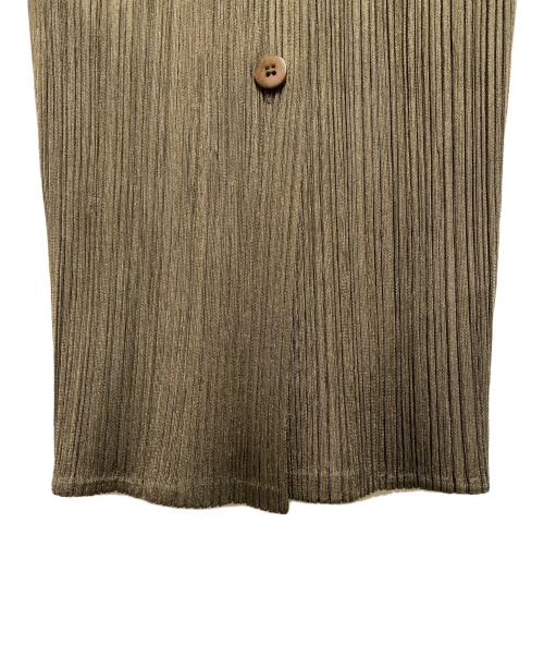 PLEATS PLEASE（プリーツプリーズ）PLEATS PLEASE (プリーツプリーズ) プリーツコート オリーブ サイズ:3の古着・服飾アイテム