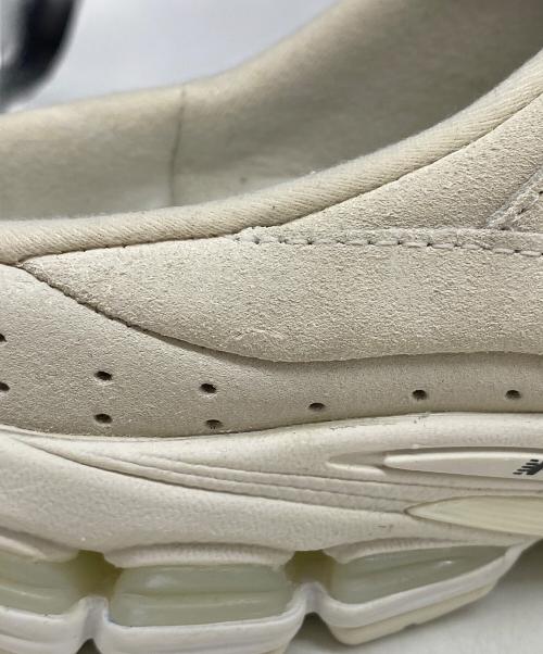 NEW BALANCE（ニューバランス）NEW BALANCE (ニューバランス) 2002R Mule Sea Salt スニーカー ホワイト サイズ:25ｃｍの古着・服飾アイテム