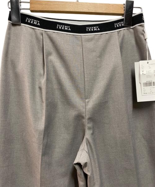 Ameri VINTAGE（アメリヴィンテージ）Ameri VINTAGE (アメリヴィンテージ) LOGO TAPE STRAIGHT PANTS グレー サイズ:M 未使用品の古着・服飾アイテム