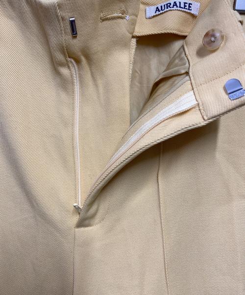 AURALEE（オーラリー）AURALEE (オーラリー) WOOL MAX SERGE SLACKS イエロー サイズ:Ｓの古着・服飾アイテム