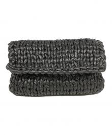 MICHAEL KORS COLLECTION（マイケルコースコレクション）の古着「Carly Hand-Knit Leather Envelope Clutch」｜ブラック