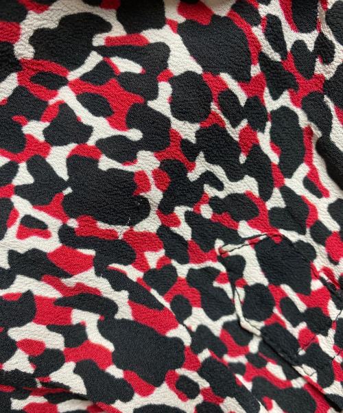 N°21（ヌメロヴェントゥーノ）N°21 (ヌメロヴェントゥーロ) 総柄ブラウス レッド サイズ:Ｌの古着・服飾アイテム