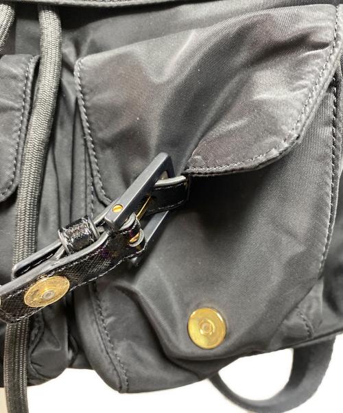 TORY BURCH（トリーバーチ）TORY BURCH (トリーバーチ) TILDA NYLON FLAP BACKPACK ブラックの古着・服飾アイテム