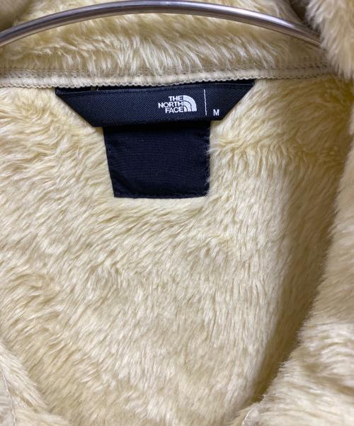 THE NORTH FACE（ザ ノース フェイス）THE NORTH FACE (ザ ノース フェイス) ジップインマグネファイヤーフライバーサロフトジャケット ベージュ サイズ:Mの古着・服飾アイテム