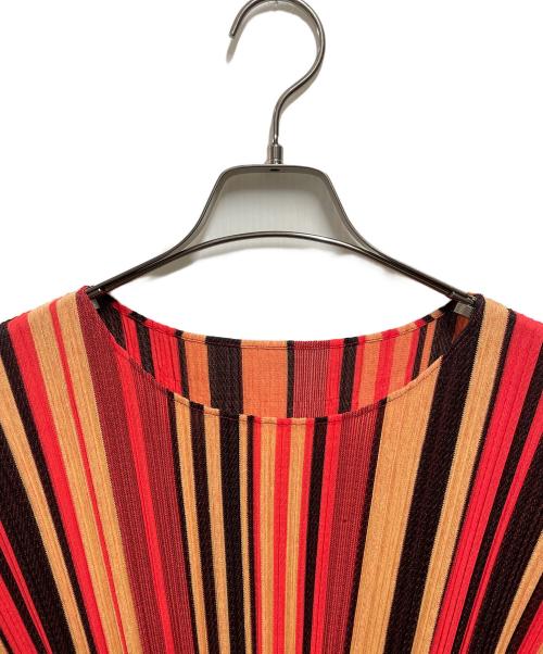 PLEATS PLEASE（プリーツプリーズ）PLEATS PLEASE (プリーツプリーズ) プリーツカットソー レッド×オレンジ サイズ:4の古着・服飾アイテム