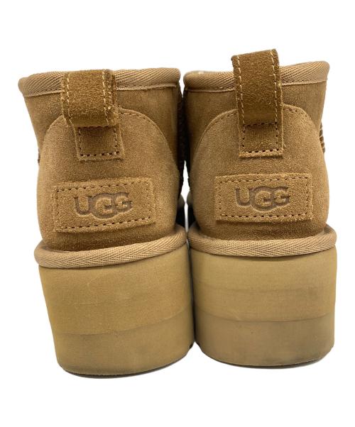 UGG（アグ）UGG (アグ) W CLASSIC ULTRA MINI PLATFORM ブラウン サイズ:23ｃｍの古着・服飾アイテム