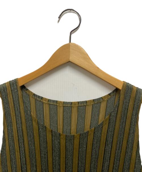 PLEATS PLEASE（プリーツプリーズ）PLEATS PLEASE (プリーツプリーズ) プリーツワンピース ブラウン サイズ:3の古着・服飾アイテム