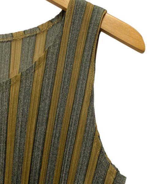 PLEATS PLEASE（プリーツプリーズ）PLEATS PLEASE (プリーツプリーズ) プリーツワンピース ブラウン サイズ:3の古着・服飾アイテム