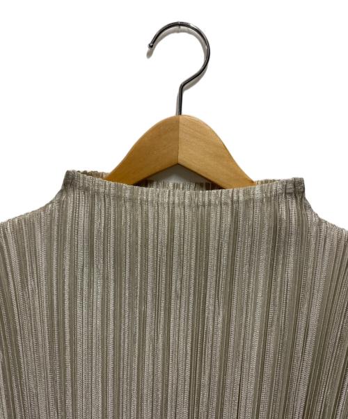 PLEATS PLEASE（プリーツプリーズ）PLEATS PLEASE (プリーツプリーズ) プリーツノースリーブワンピース アイボリー サイズ:2の古着・服飾アイテム