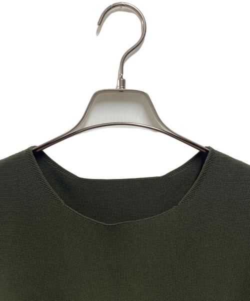 me ISSEY MIYAKE（ミーイッセイ ミヤケ）me ISSEY MIYAKE (ミーイッセイ ミヤケ) ノースリーブワンピース オリーブ サイズ:FREEの古着・服飾アイテム