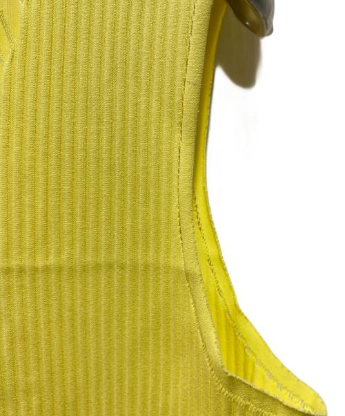 PLEATS PLEASE（プリーツプリーズ）PLEATS PLEASE (プリーツプリーズ) ノースリーブプリースカットソー イエロー サイズ:34の古着・服飾アイテム