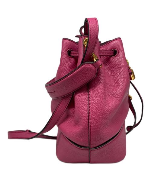 MARC JACOBS（マークジェイコブス）MARC JACOBS (マーク ジェイコブス) LOCK THAT BUCKET ショッキングピンクの古着・服飾アイテム