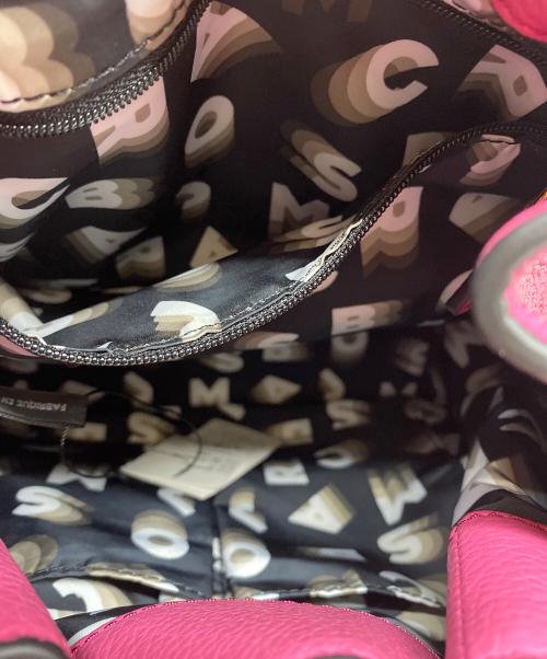 MARC JACOBS（マークジェイコブス）MARC JACOBS (マーク ジェイコブス) LOCK THAT BUCKET ショッキングピンクの古着・服飾アイテム