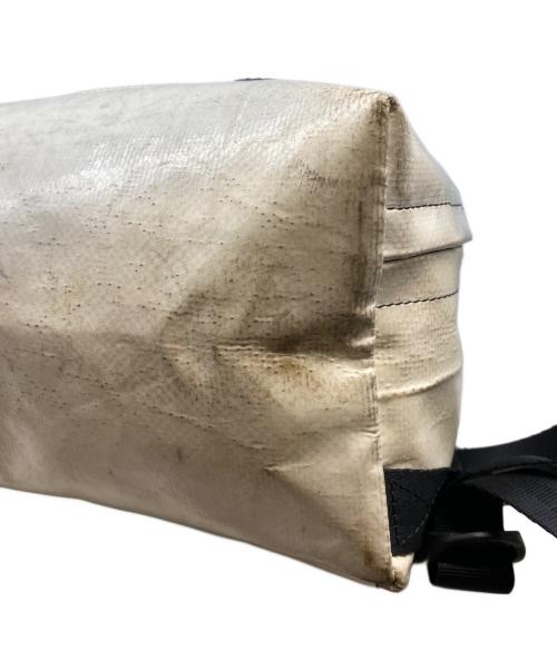 FREITAG（フライターグ）FREITAG (フライターグ) フューリーリュック ホワイト×グレーの古着・服飾アイテム