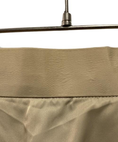 forme（フォルメ）forme (フォルメ) タックフレアスカート ベージュ サイズ:Sの古着・服飾アイテム