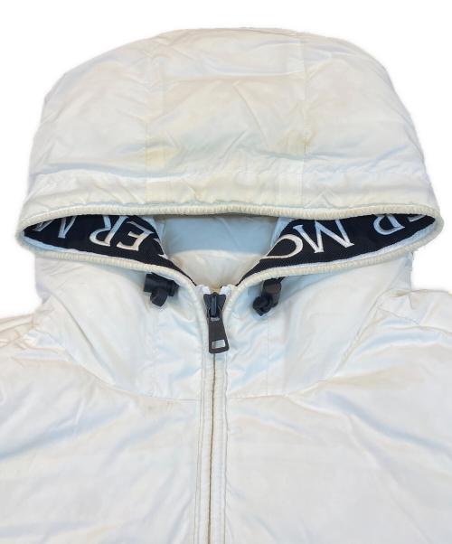 MONCLER（モンクレール）MONCLER (モンクレール) MONTCLA GIUBBOTTO ホワイト サイズ:2の古着・服飾アイテム