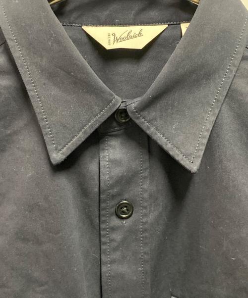 WOOLRICH（ウールリッチ）WOOLRICH (ウールリッチ) CAVALRY REG.COLL. S/S SHIRT ブラック サイズ:XLの古着・服飾アイテム