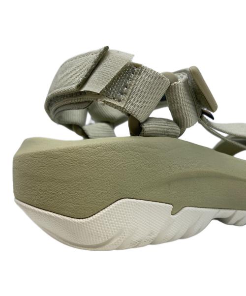 TEVA（テバ）TEVA (テバ) HURRICANE XLT2 AMPSOLE ベージュ サイズ:24の古着・服飾アイテム
