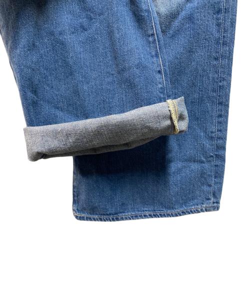 LEVI'S（リーバイス）LEVI'S (リーバイス) CARVE リラックスジーンズ インディゴ サイズ:W28×L30の古着・服飾アイテム