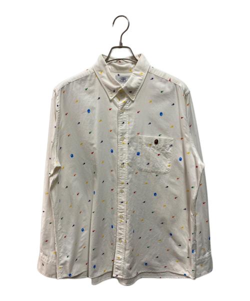 A BATHING APE（ア ベイシング エイプ）A BATHING APE (ア ベイシング エイプ) スタープリントボタンダウンシャツ ホワイト サイズ:XXLの古着・服飾アイテム