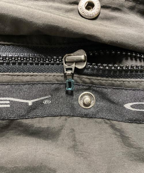 OAKLEY（オークリー）OAKLEY (オークリー) メッシュラバーアノラックパーカー ブラック サイズ:Ｍの古着・服飾アイテム