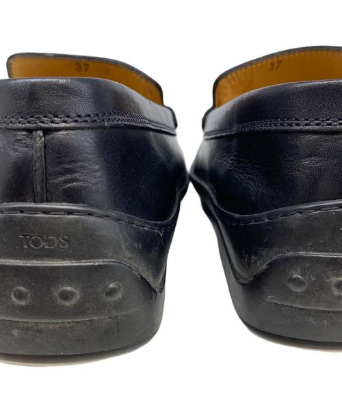 TOD'S（トッズ）TOD'S (トッズ) ドライビングシューズ ブラック サイズ:37の古着・服飾アイテム