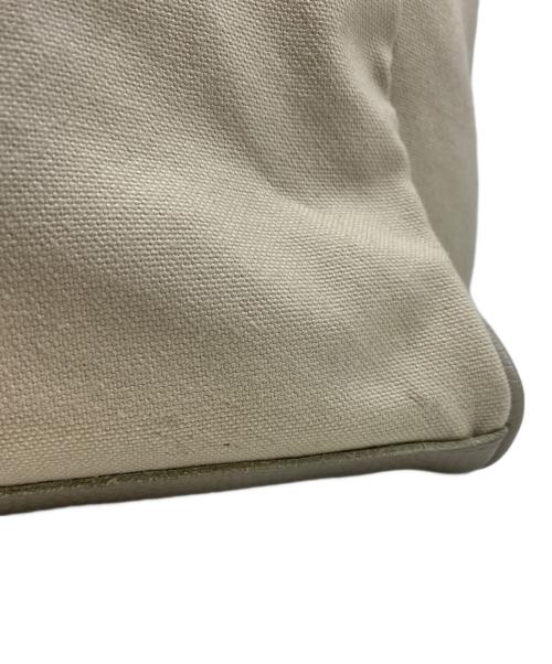 YOUNG & OLSEN The DRYGOODS STORE（ヤングアンドオルセン ザ ドライグッズストア）YOUNG & OLSEN The DRYGOODS STORE (ヤングアンドオルセン ザ ドライグッズストア) バッグ ベージュの古着・服飾アイテム