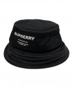 BURBERRYバーバリー）の古着「ホースフェリーハットプリントナイロンハット」｜ブラック