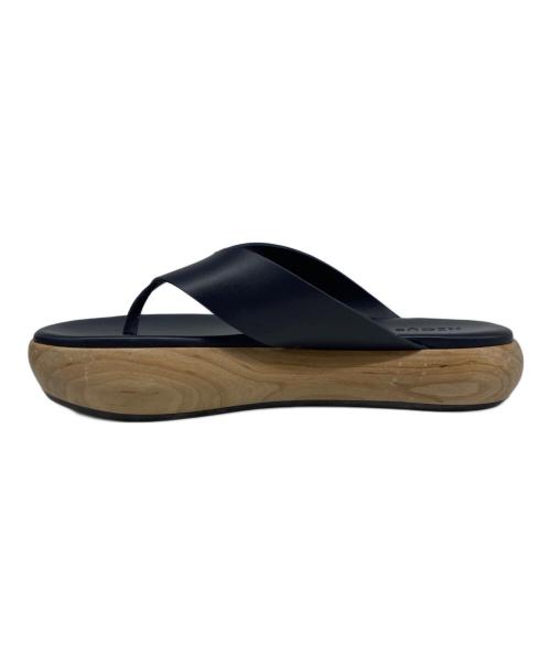 NEOUS（ネオアス）NEOUS (ネオアス) サンダル ネイビー サイズ:39の古着・服飾アイテム