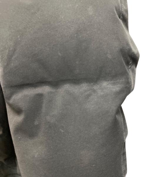 DESCENTE ALLTERRAIN（デザイント オルテライン）DESCENTE ALLTERRAIN (デザイント オルテライン) MIZUSAWA DOWN MOUNTAINEER ブラック サイズ:Мの古着・服飾アイテム