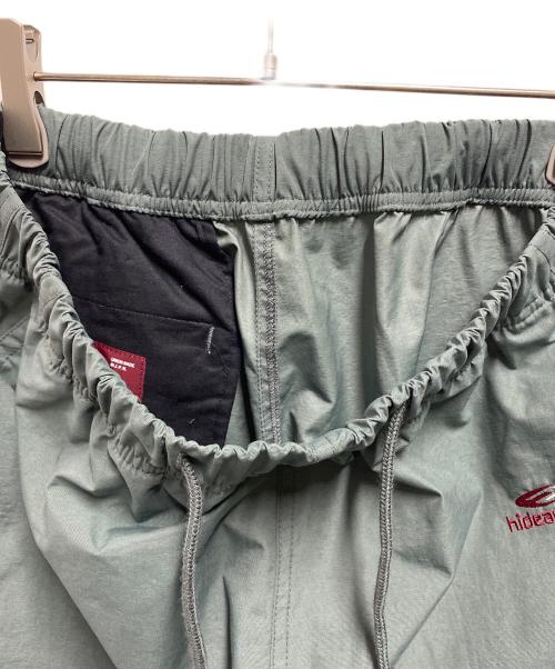 HIDE AND SEEK（ハイドアンドシーク）HIDE AND SEEK (ハイドアンドシーク) Nylon Track Pant グリーン サイズ:Lの古着・服飾アイテム