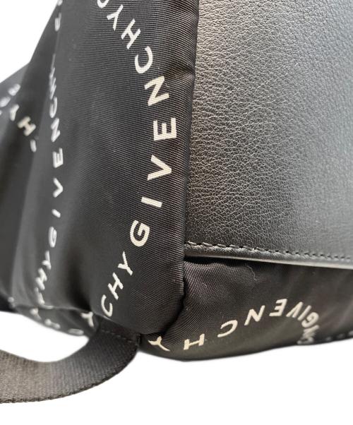 GIVENCHY（ジバンシィ）GIVENCHY (ジバンシィ) WAVES PRINTリュック ブラックの古着・服飾アイテム