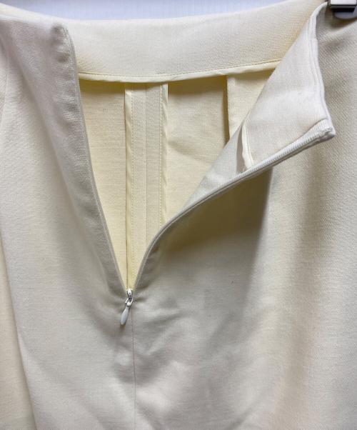 AURALEE（オーラリー）AURALEE (オーラリー) TENSE WOOL DOUBLE CLOTH SKIRT アイボリー サイズ:1の古着・服飾アイテム