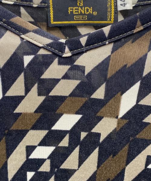 FENDI（フェンディ）FENDI (フェンディ) 総柄Tシャツ ブラウン サイズ:44の古着・服飾アイテム